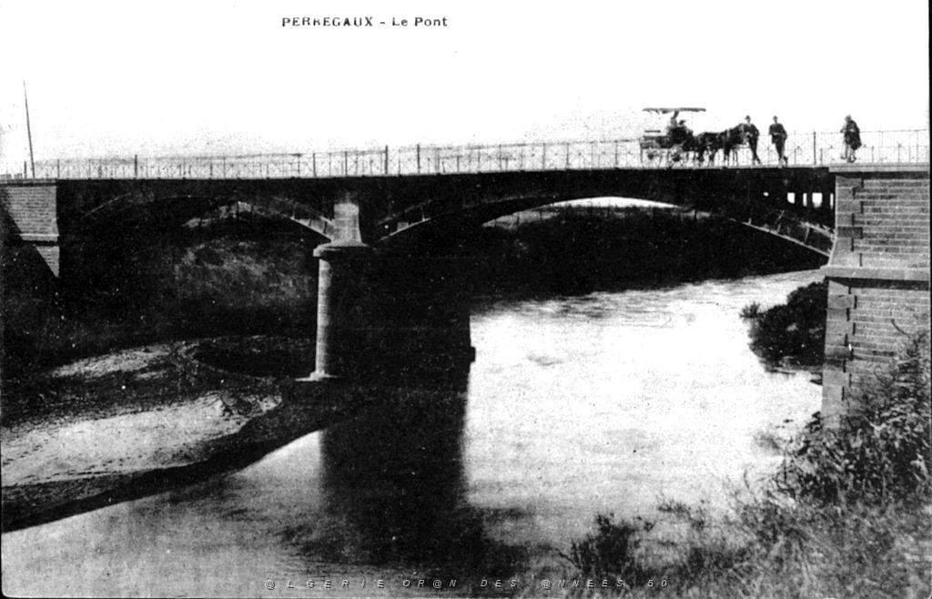 PERREGAUX  (523) COLLEC. SERRANO.JPG